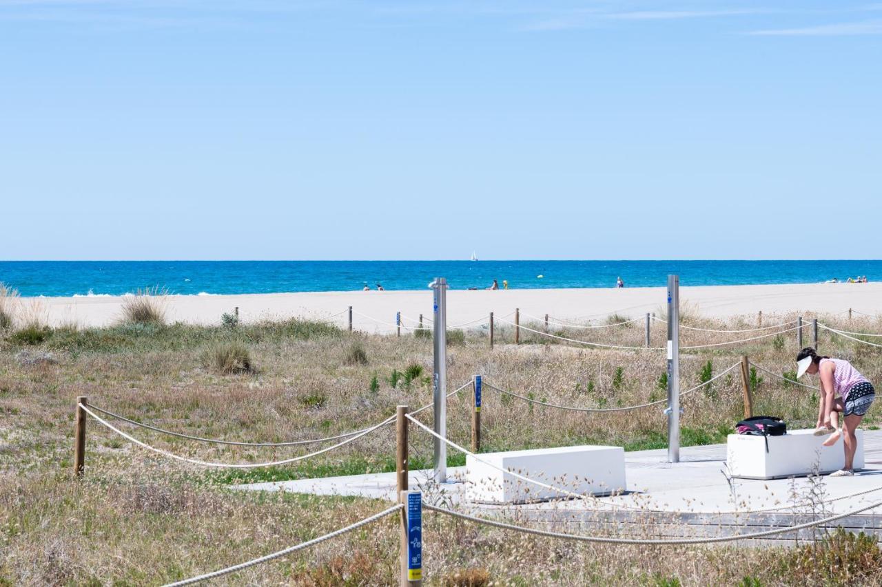 קסטלדפלס Maka Beach Apartment V מראה חיצוני תמונה